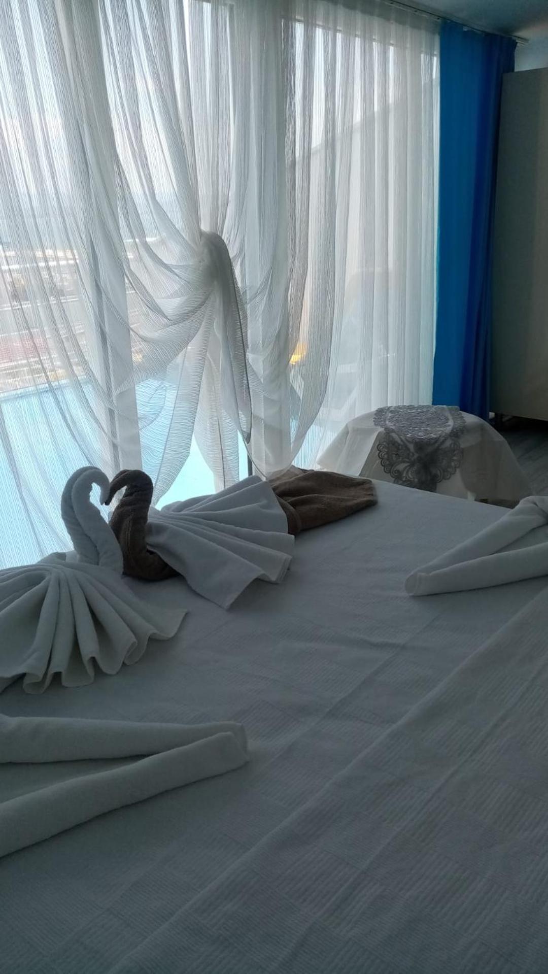 Paradise Hotel Akcay エドレミト エクステリア 写真