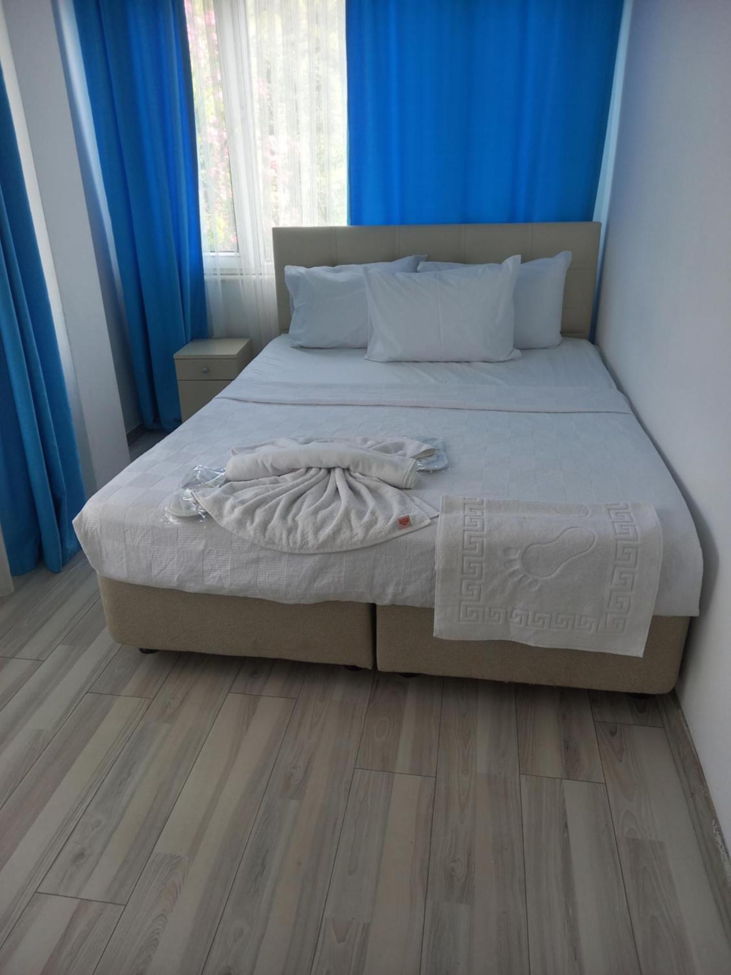 Paradise Hotel Akcay エドレミト エクステリア 写真