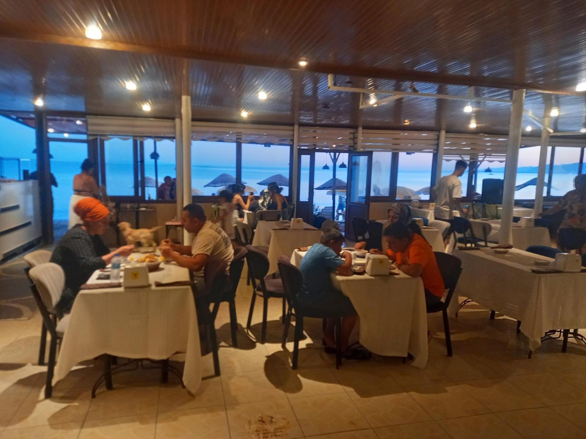 Paradise Hotel Akcay エドレミト エクステリア 写真